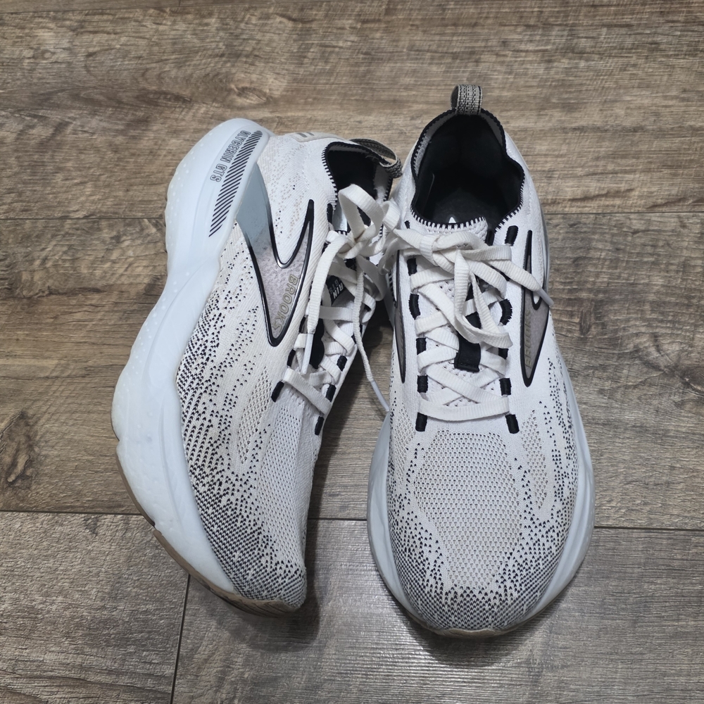 Brooks Glycerin 21 Sneaker Womens Size 7.5